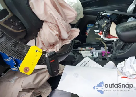 2017 Jeep Grand Cherokee Laredo 4X4 z USA, uszkodzony, nr VIN 1C4RJFAG9HC739509